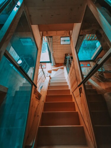 Chalet au Revard , au calme 12 pers.***