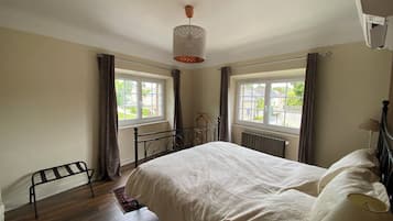 1 chambre, fer et planche Ă repasser, Wi-Fi gratuit, draps fournis