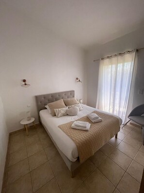 2 Schlafzimmer, Bügeleisen/Bügelbrett, Reisekinderbett, kostenloses WLAN