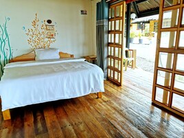 1 habitación, escritorio, wifi gratis y ropa de cama 