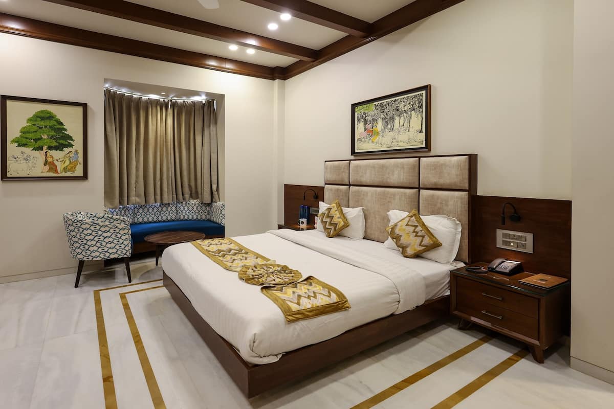 Royal Double Room | 1 bedroom, free WiFi, bed sheets
