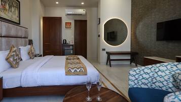 1 quarto, Wi-Fi de cortesia, roupa de cama