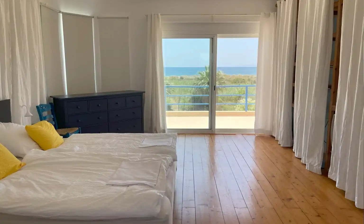 3 chambres, bureau, fer et planche à repasser, Wi-Fi gratuit