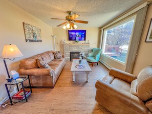 TV connectée, cheminée