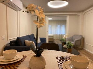 Unclassified image, 2 of 28, button - Remarkable 2-bed Apartment in Tel Aviv-yafo (Tel Aviv)