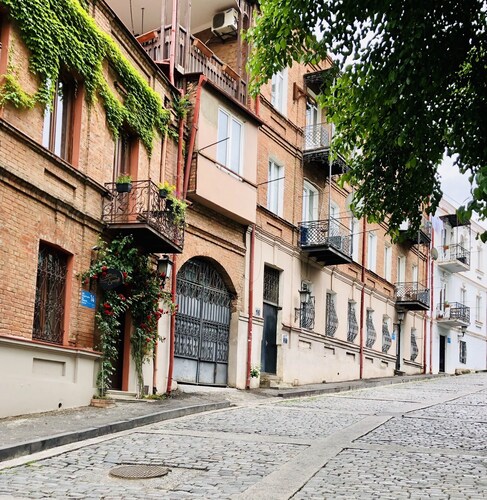 HB apartments Akhvelediani II