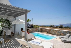 Outdoor pool - White Nadora Naxos villa (Naxos)