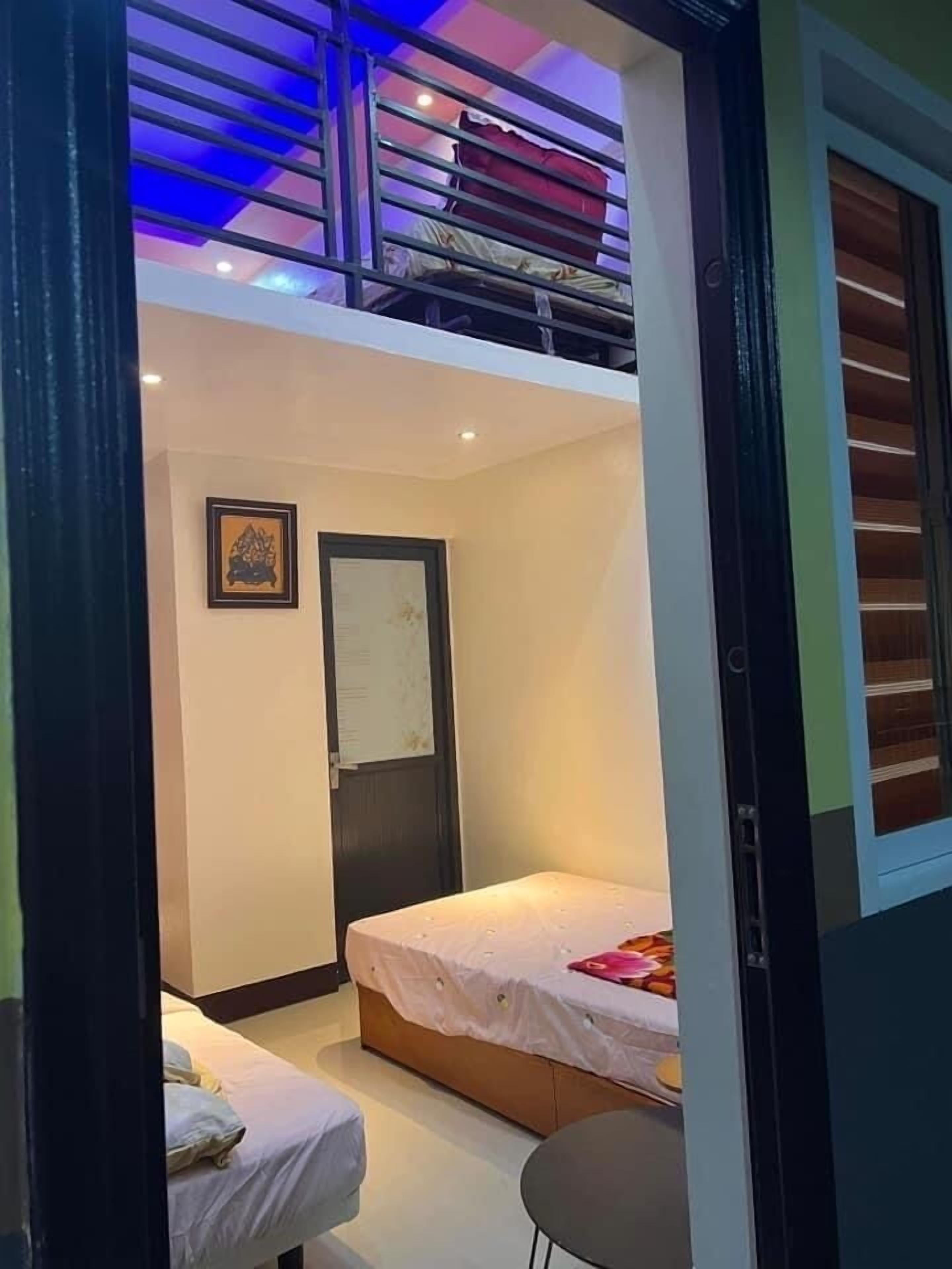 3 bedrooms, iron/ironing board, free WiFi