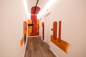 Hallway - Watts House (Seia)
