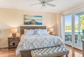 5 bedrooms, iron/ironing board, free WiFi, bed sheets