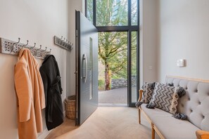 Interior - Beech Rock, boutique, all suite home with Hot tub! (Bowness-on-Windermere)