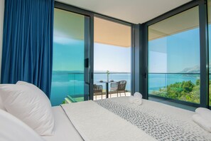 5 habitaciones, tabla de planchar con plancha, cuna de viaje y wifi 