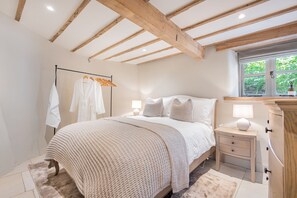 2 slaapkamers, een strijkplank/strijkijzer, wifi, beddengoed