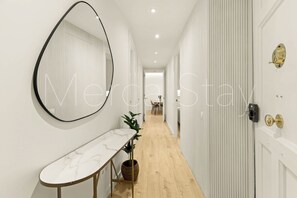 Interior - Stylish and Modern Apartment (Barcelona)