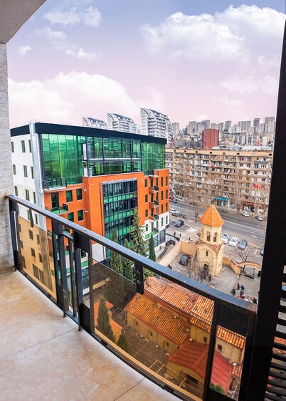 HB apartments Vazha Pshavela