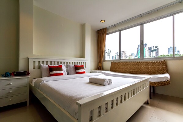 1 bedroom, iron/ironing board, WiFi, bed sheets