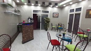 Free daily local cuisine breakfast - Cairo plaza 2 hotel (Cairo)