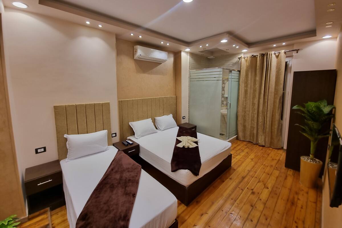 Egyptian cotton sheets, premium bedding, pillowtop beds, in-room safe