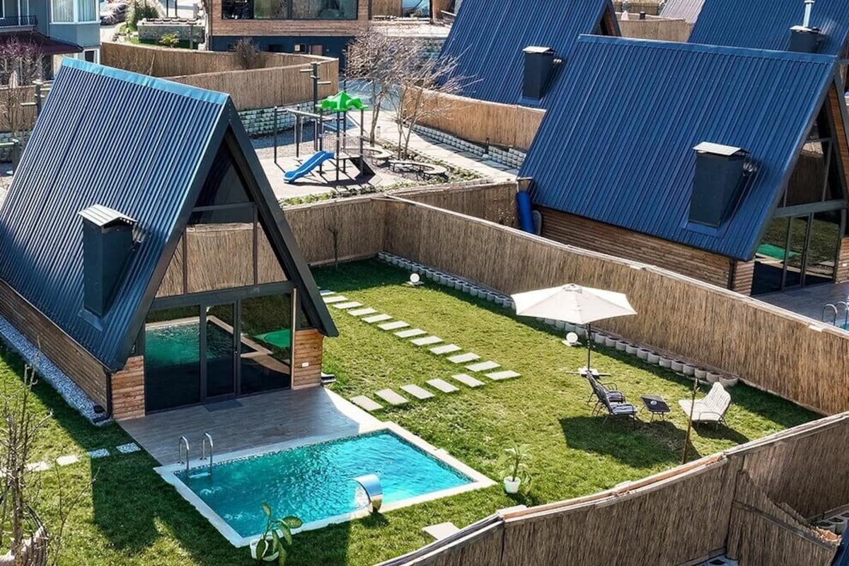 Deluxe Bungalow | 2 bedrooms, minibar, desk, free WiFi