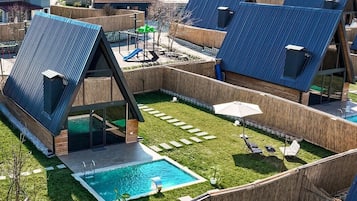 Bungalow – deluxe | Minibar, skrivebord, wi-fi (inkludert) og sengetøy