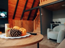 Small Bungalow with Garden | Minibar, escritorio, wifi gratis y ropa de cama