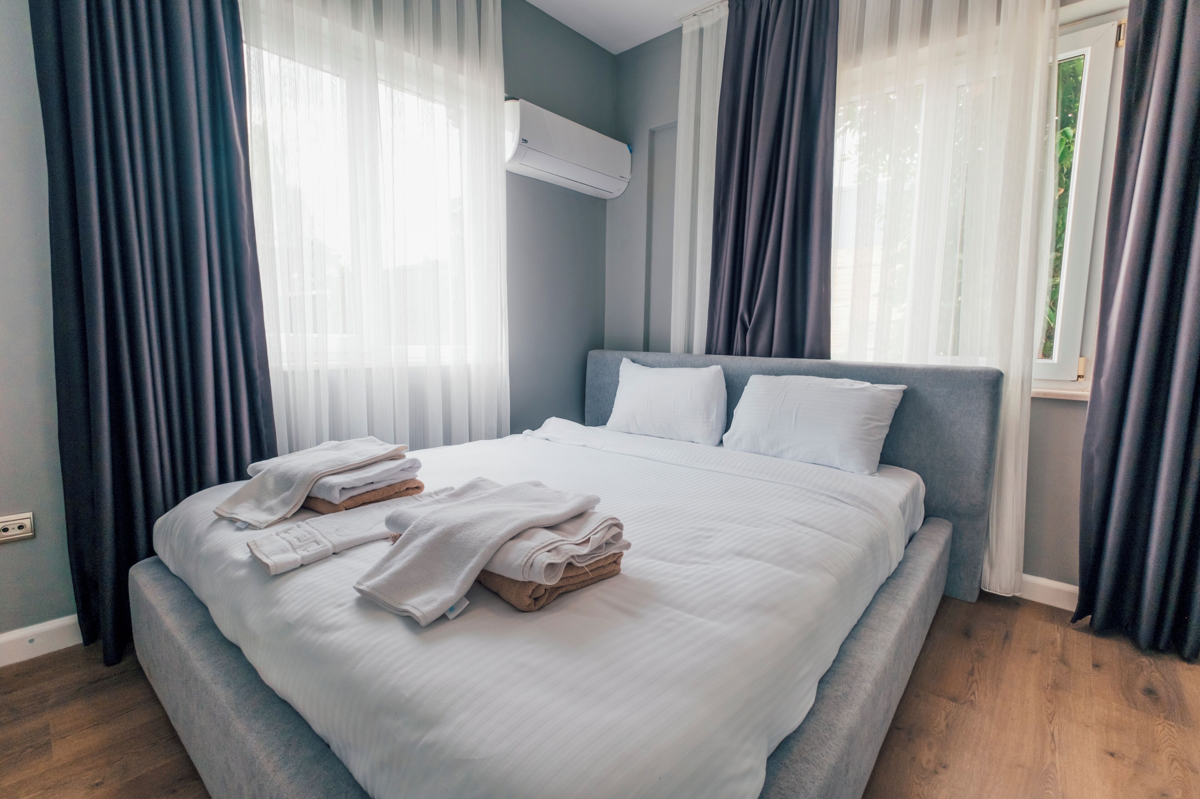 Family Villa | Minibar, desk, free WiFi, bed sheets