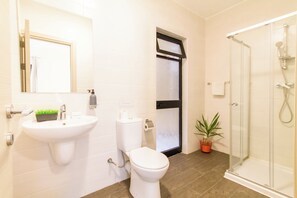 Standard Room, Multiple Bedrooms (SwieqiStay room2 private bath -) | Bathroom - SwieqiStay room2 private bath - Paceville (Swieqi)