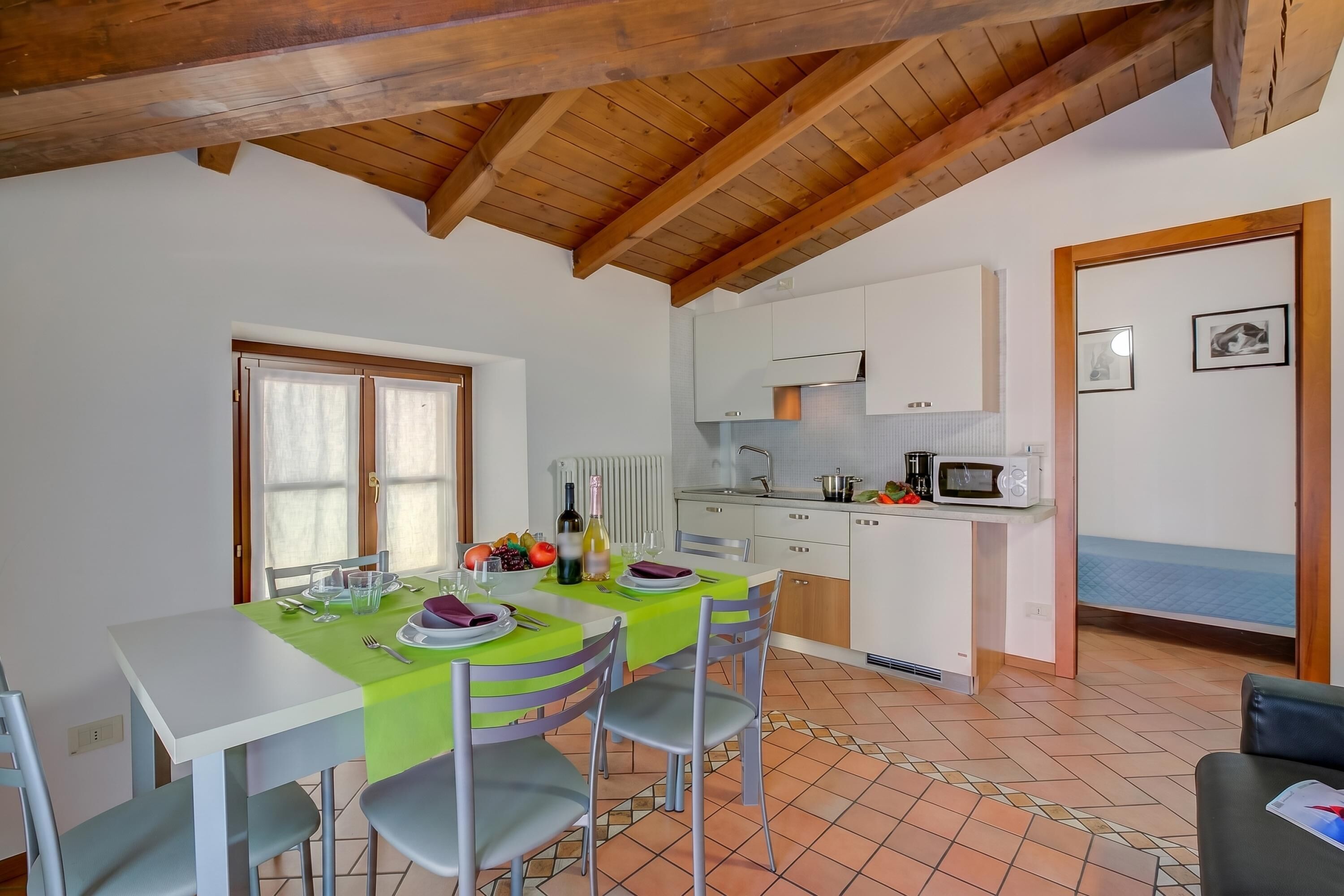 Family Apartment, Multiple Bedrooms (Casa Alpino 8) | Private kitchen | Fridge, microwave, stovetop, electric kettle