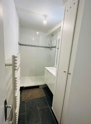 Towels, soap, toilet paper