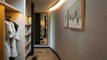 Superior Villa | 1 bedroom, Egyptian cotton sheets, premium bedding, minibar