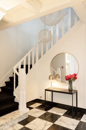 Hallway - TUSS (Kortrijk)