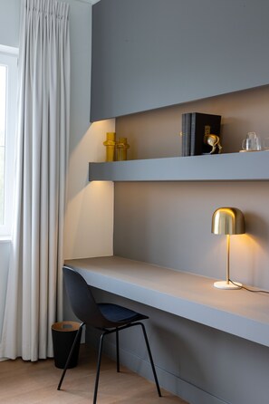 Comfort Room | Down comforters, individually decorated, individually furnished - TUSS (Kortrijk)