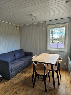 基础小屋 | 免费 WiFi