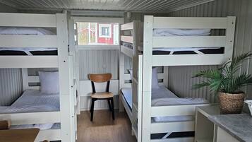 Basic Cabin | 1 bedroom, free WiFi