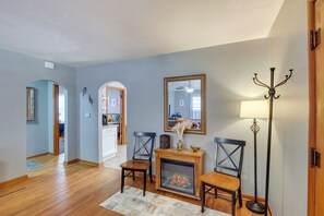 House (2 Bedrooms) | Interior - Missouri Escape w/ Furnished Patio, Near Downtown! (Nevada)