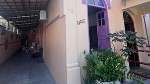 واجهة المنشأة
