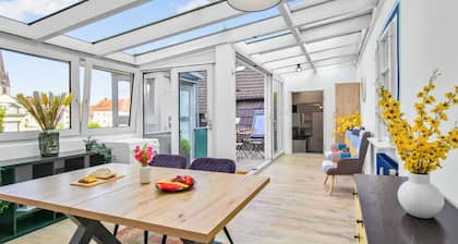 4 Schlafzimmer, Wintergarten & Terrasse & Parkplatz, nahe Hbf