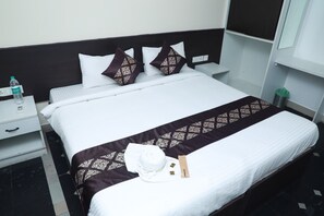 Free WiFi - Urban Stay Chairmen Hotel (Bengaluru)