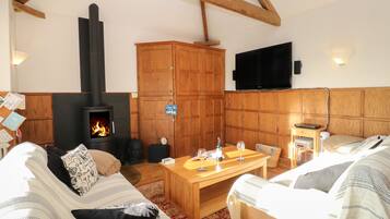 1 bedroom, individually decorated, individually furnished, free WiFi