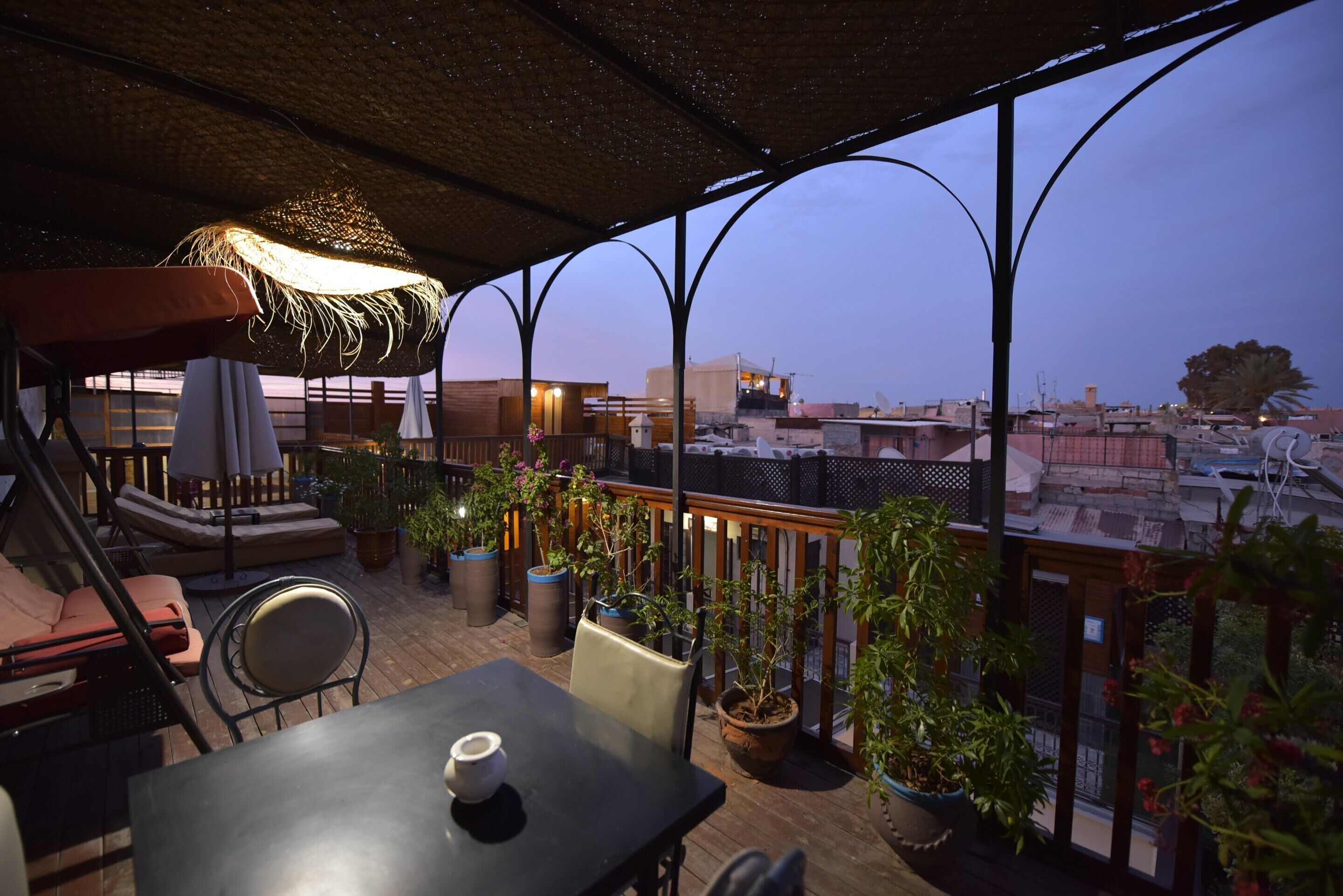 Foto - Riad Kalé Polis