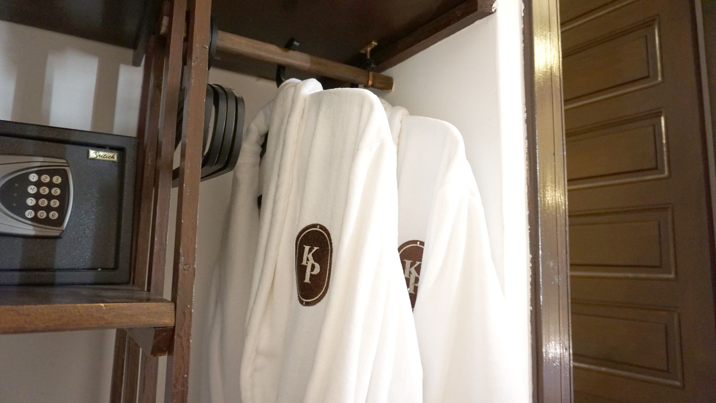 Foto - Riad Kalé Polis