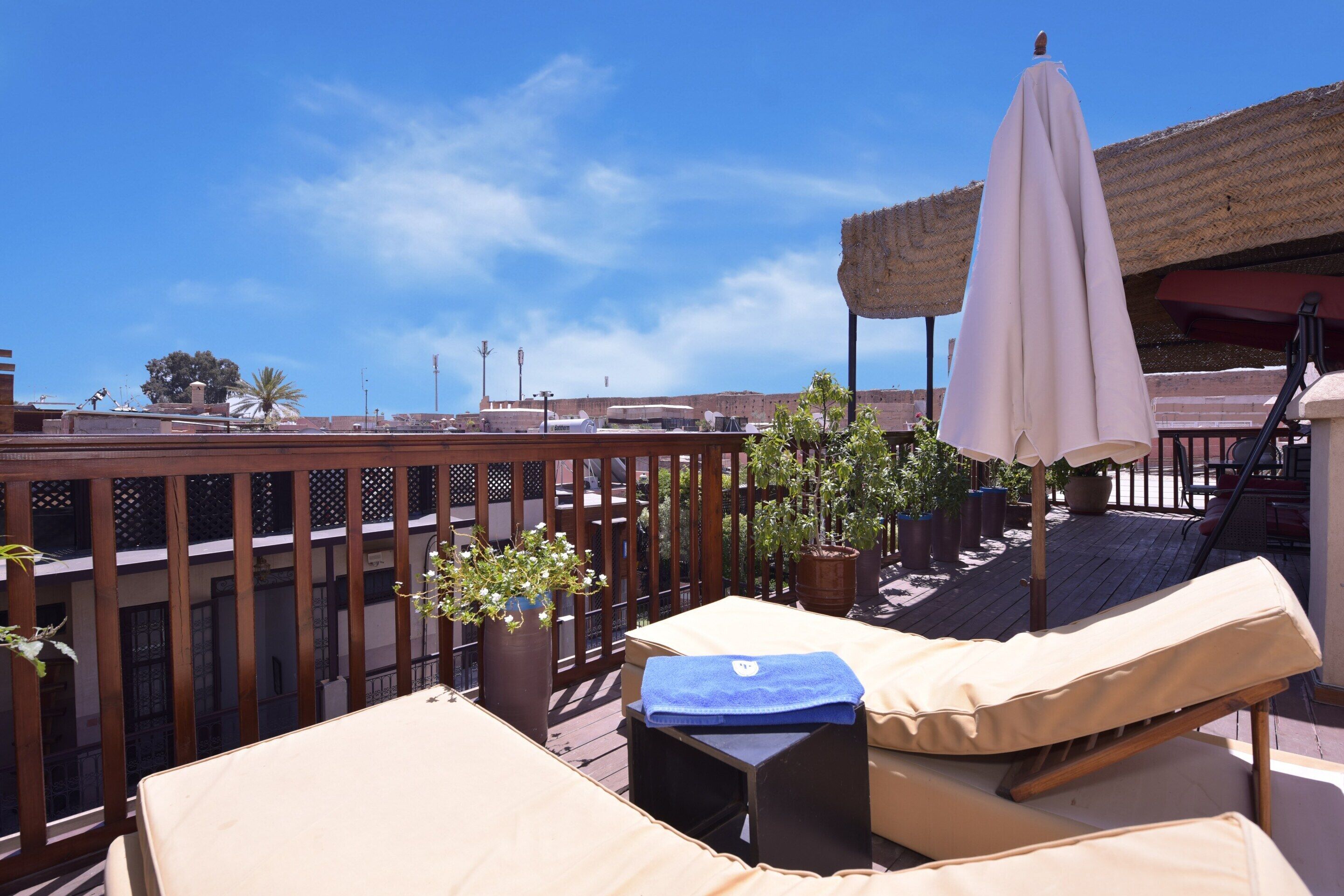Foto - Riad Kalé Polis