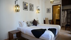 Deluxe Twin Room, Ensuite (Ouarzazate) | Premium bedding, Select Comfort beds, minibar, in-room safe - Riad Kalé Polis (Marrakech)