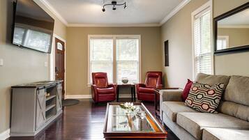 Rumah (2 Bedrooms) | Interior