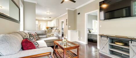 House (2 Bedrooms) | Interior