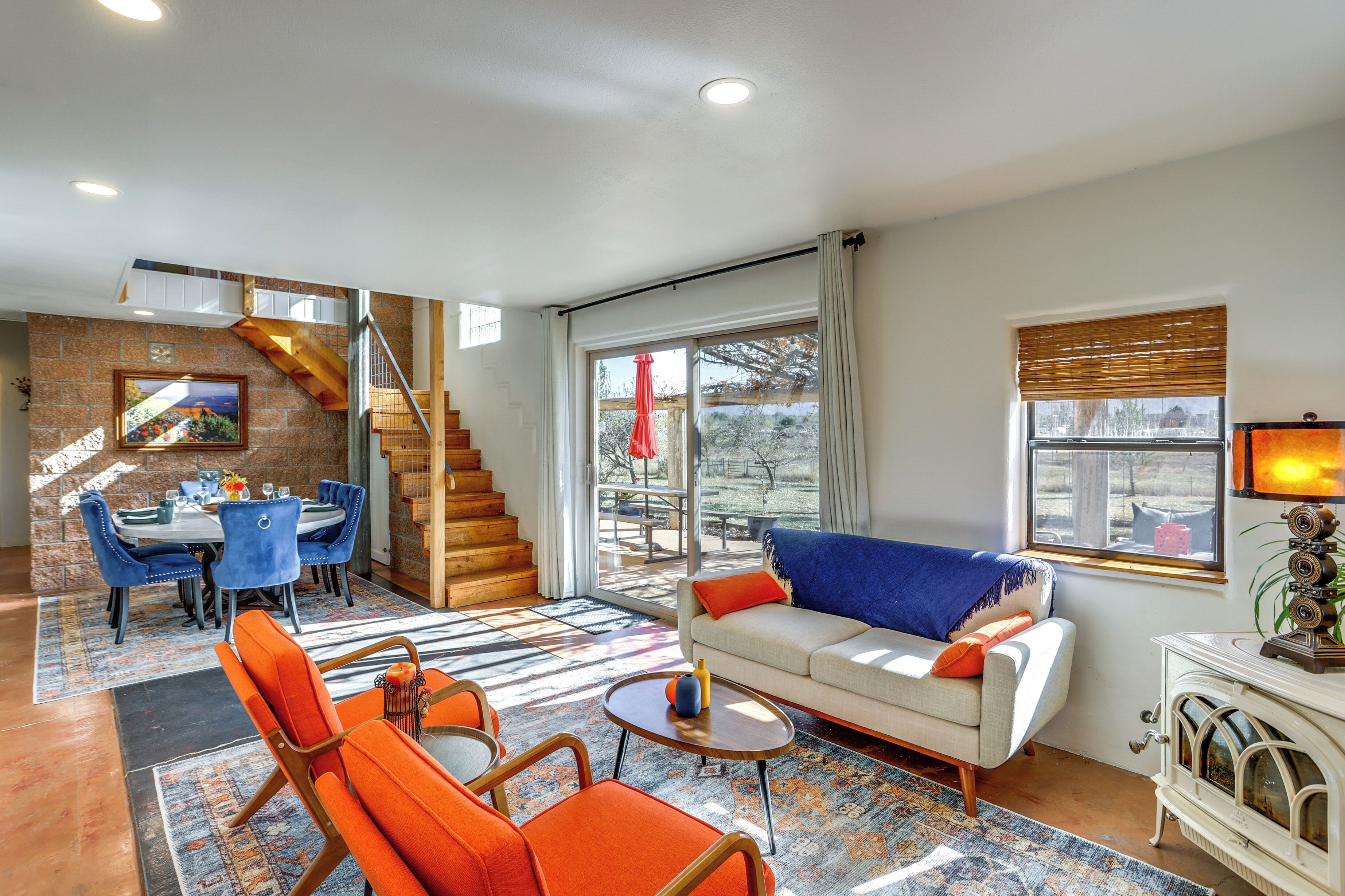 House (2 Bedrooms) | Interior