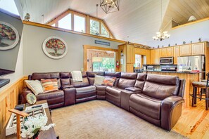 House (4 Bedrooms) | Interior - Ellijay Cabin w/ Hot Tub & Mountain Views (Ellijay)