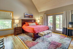 House (4 Bedrooms) | Interior