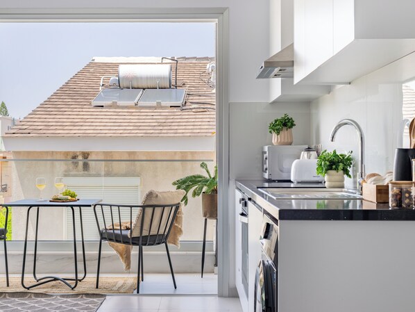 Studio, useita makuuhuoneita, parveke, kaupunkinäköala | Sisätilat