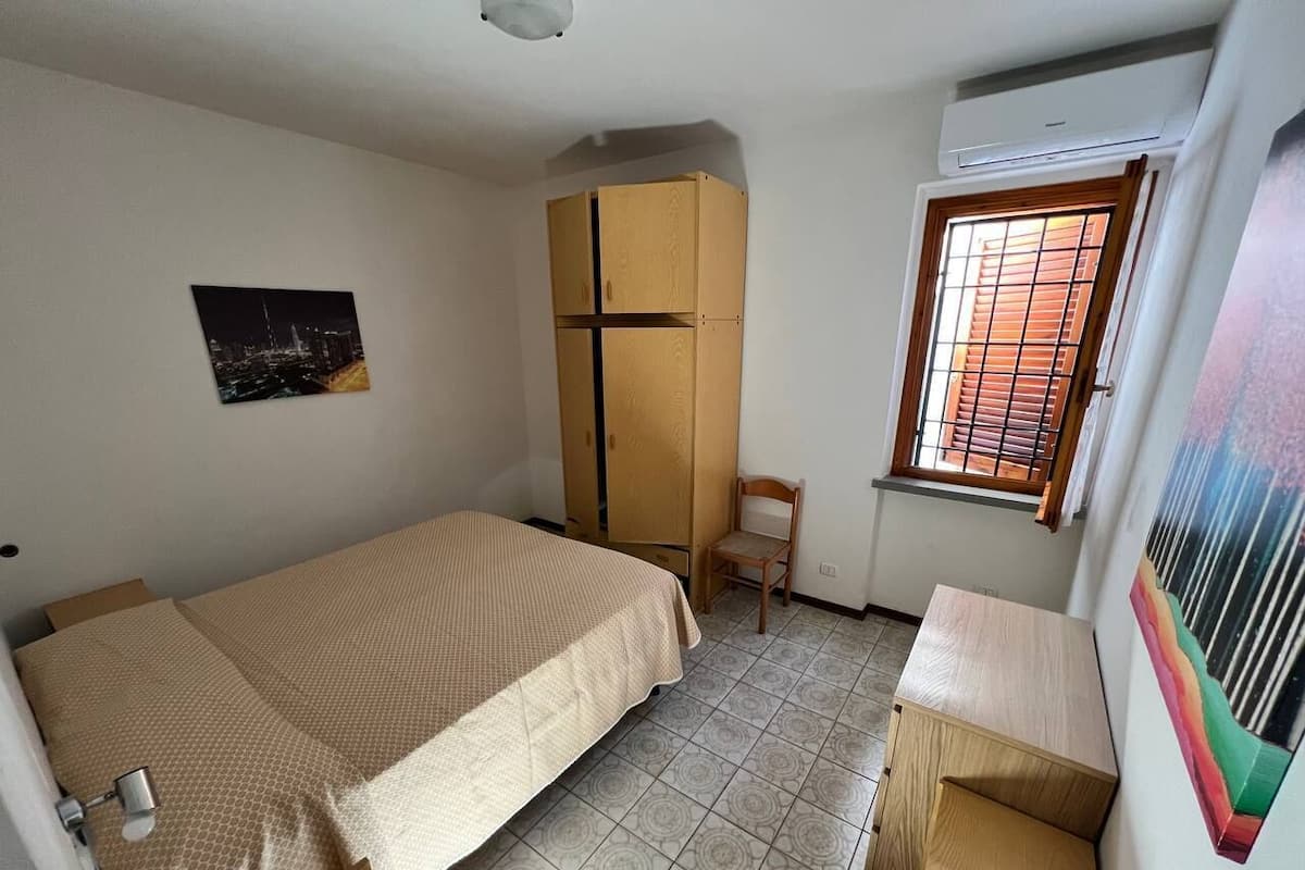 2 bedrooms